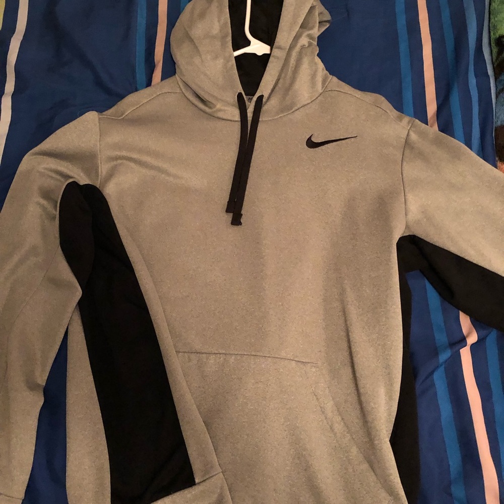 Nike hoodie